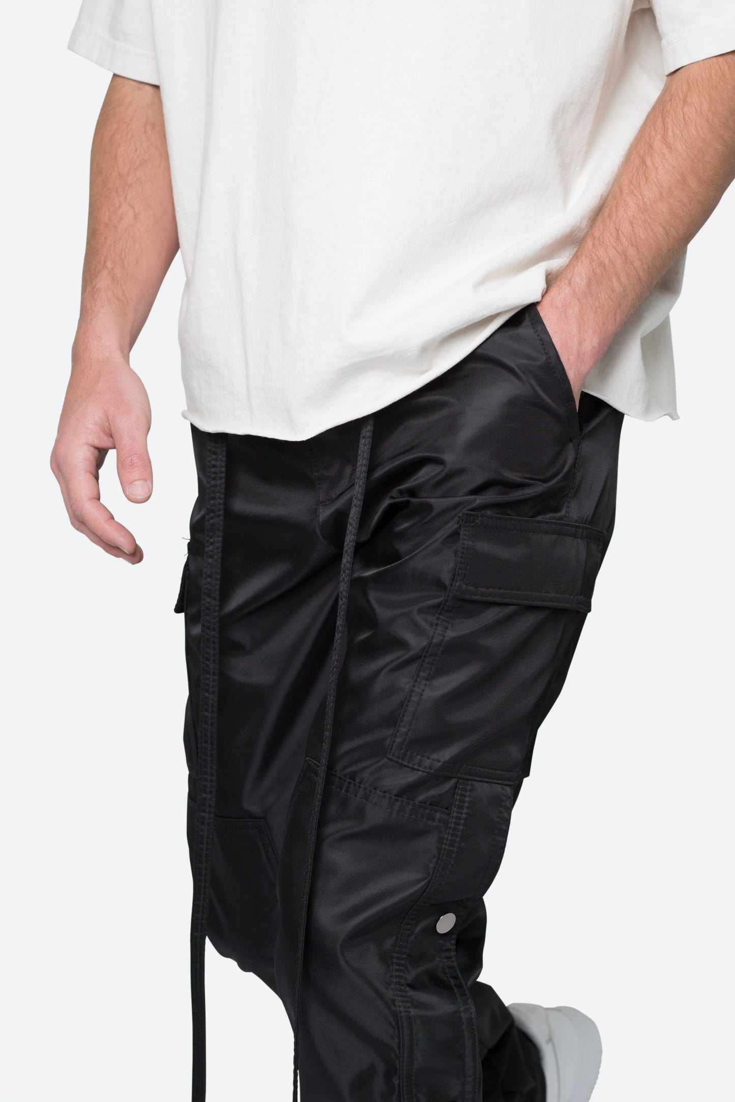 Snap Zipper II Cargo Pants - Black mnml